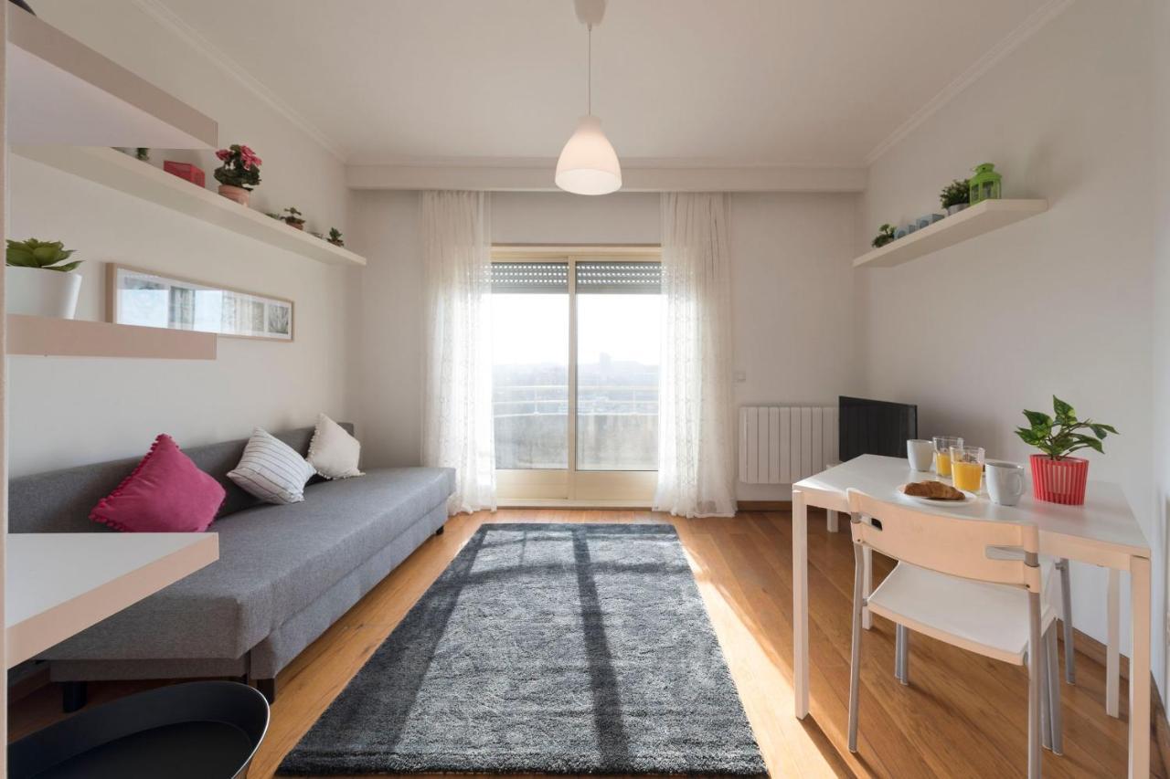 Lovelystay - 1Br Flat With Stunning Views Over Porto Vila Nova de Gaia Zewnętrze zdjęcie
