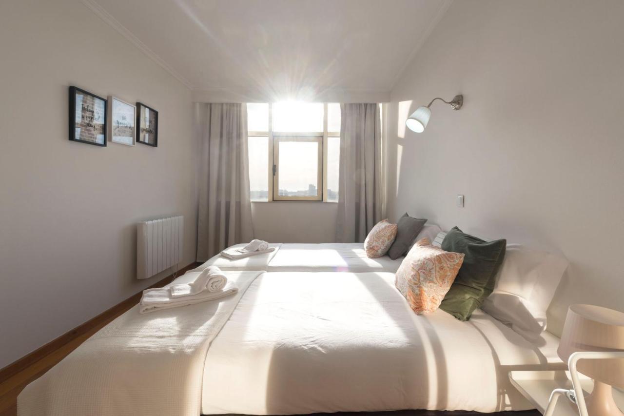 Lovelystay - 1Br Flat With Stunning Views Over Porto Vila Nova de Gaia Zewnętrze zdjęcie