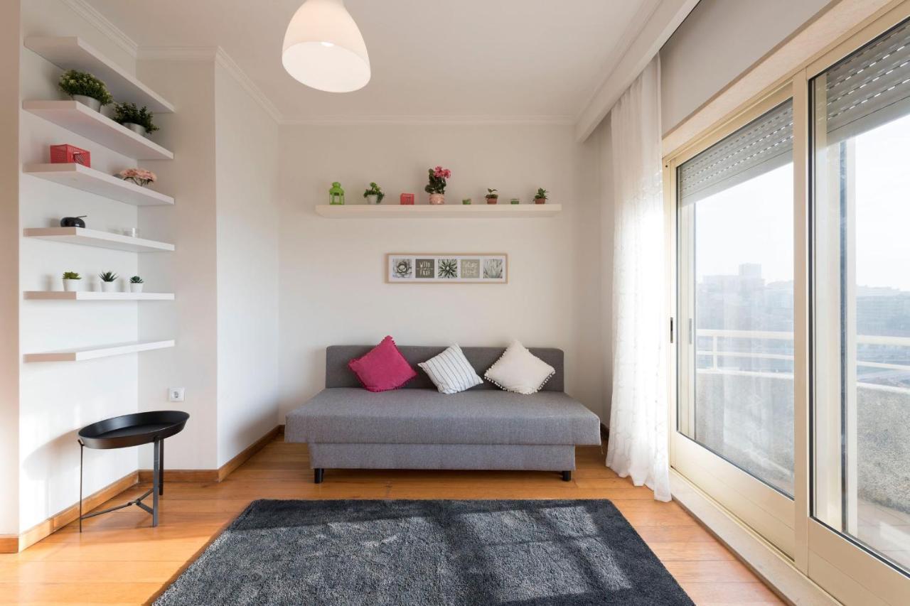 Lovelystay - 1Br Flat With Stunning Views Over Porto Vila Nova de Gaia Zewnętrze zdjęcie