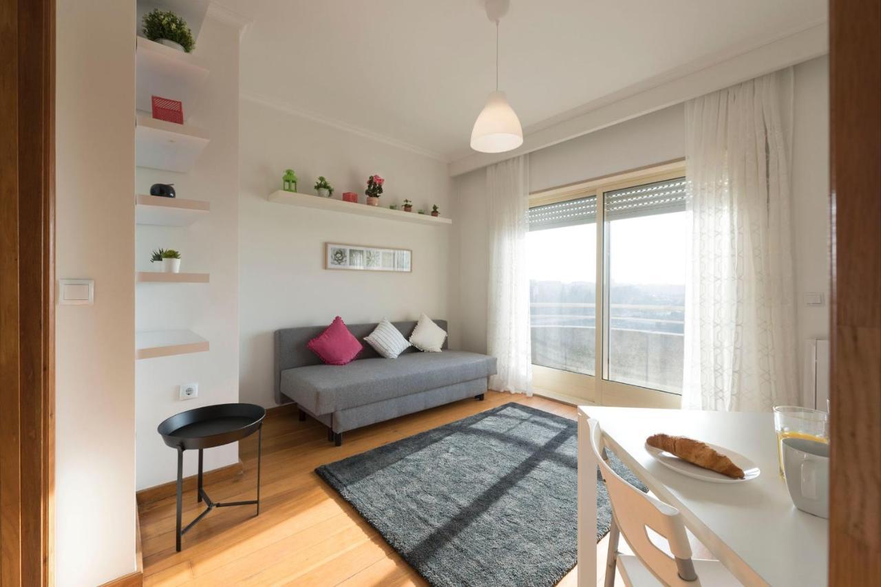 Lovelystay - 1Br Flat With Stunning Views Over Porto Vila Nova de Gaia Zewnętrze zdjęcie